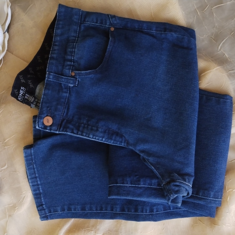 Jones New York Jeans, size 16, straight leg